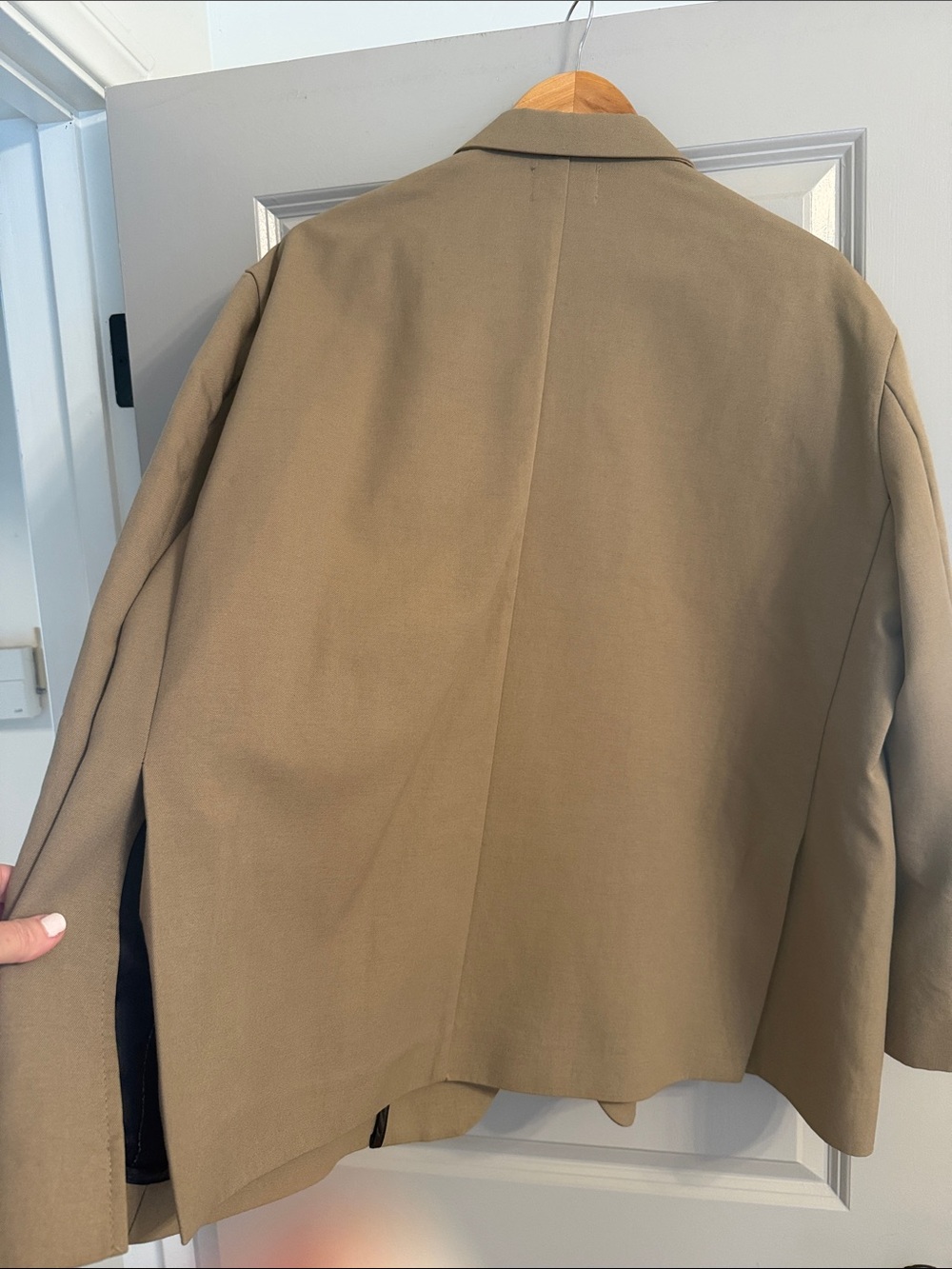 Frankie Shop Taupe Oversized Blazer very chic. Size is OS but fits like a 10/12 - Picture 14 of 15
